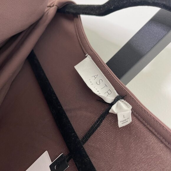 NWT ASTR The Label Women's Brown Kimberly Mocha Bodysuit Size S/M/L - Picture 10 of 14